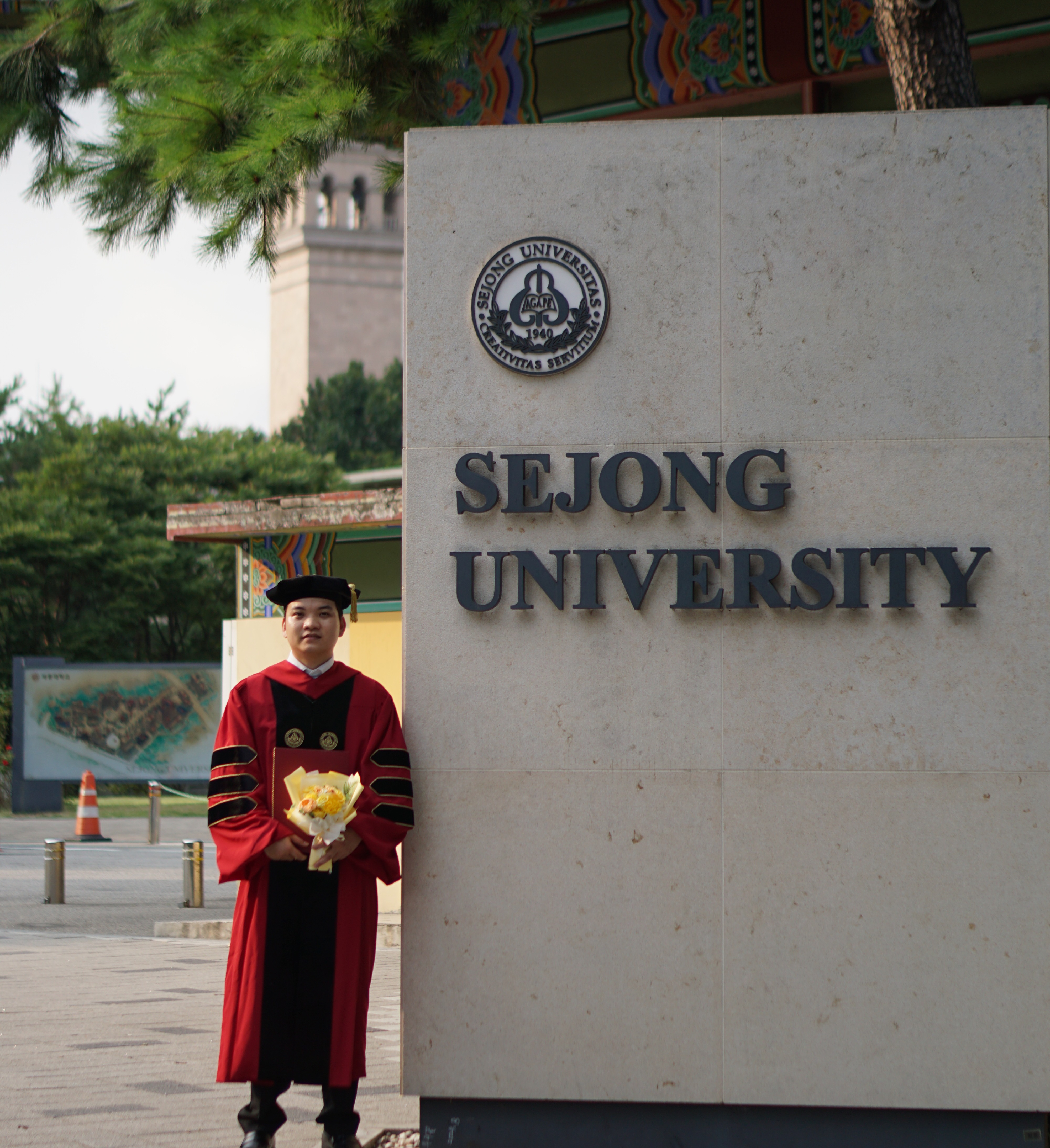 lake surrounded by mountains2